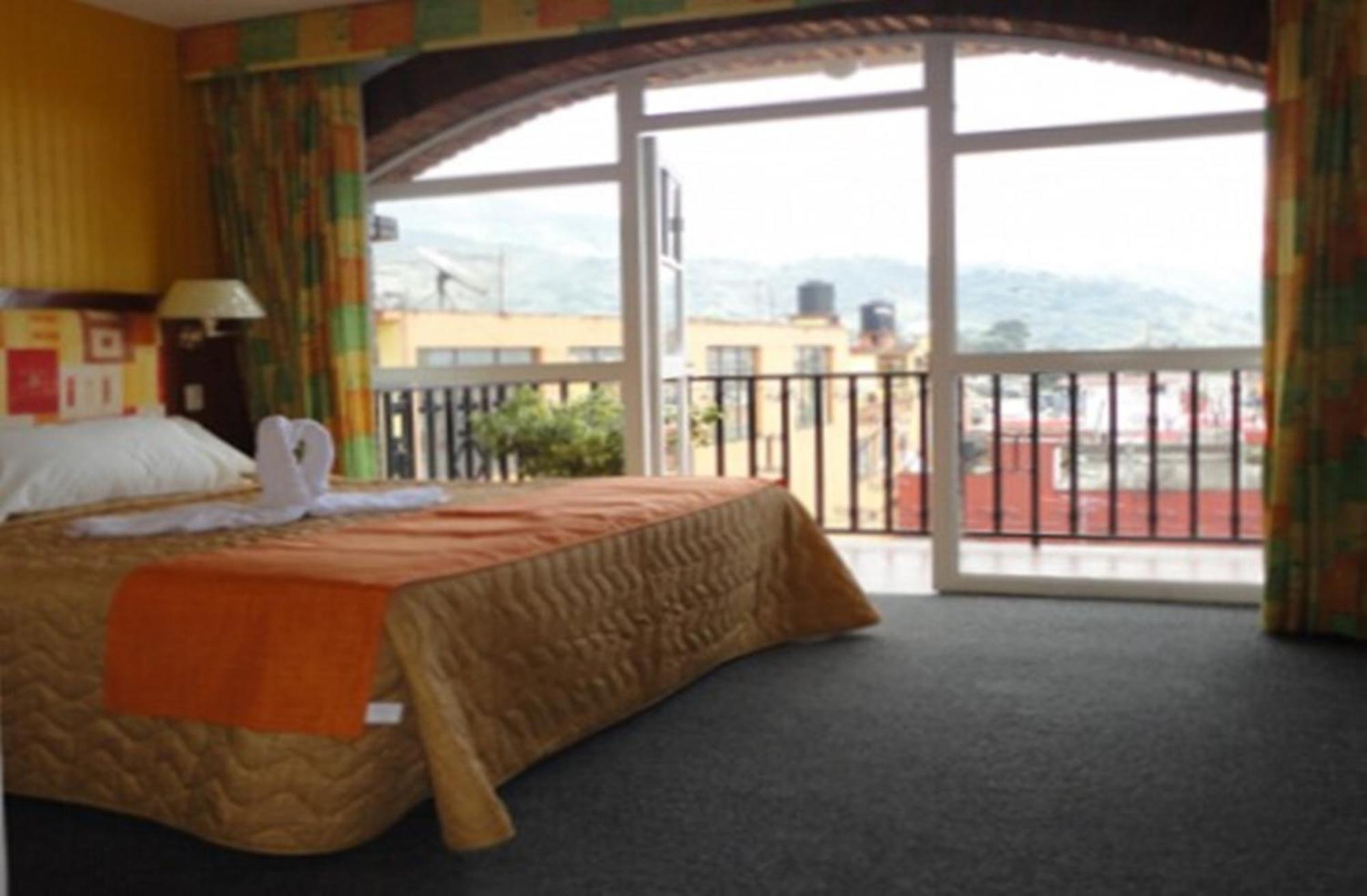 Hotel Villa De Cortez Xicotepec de Juarez Bagian luar foto