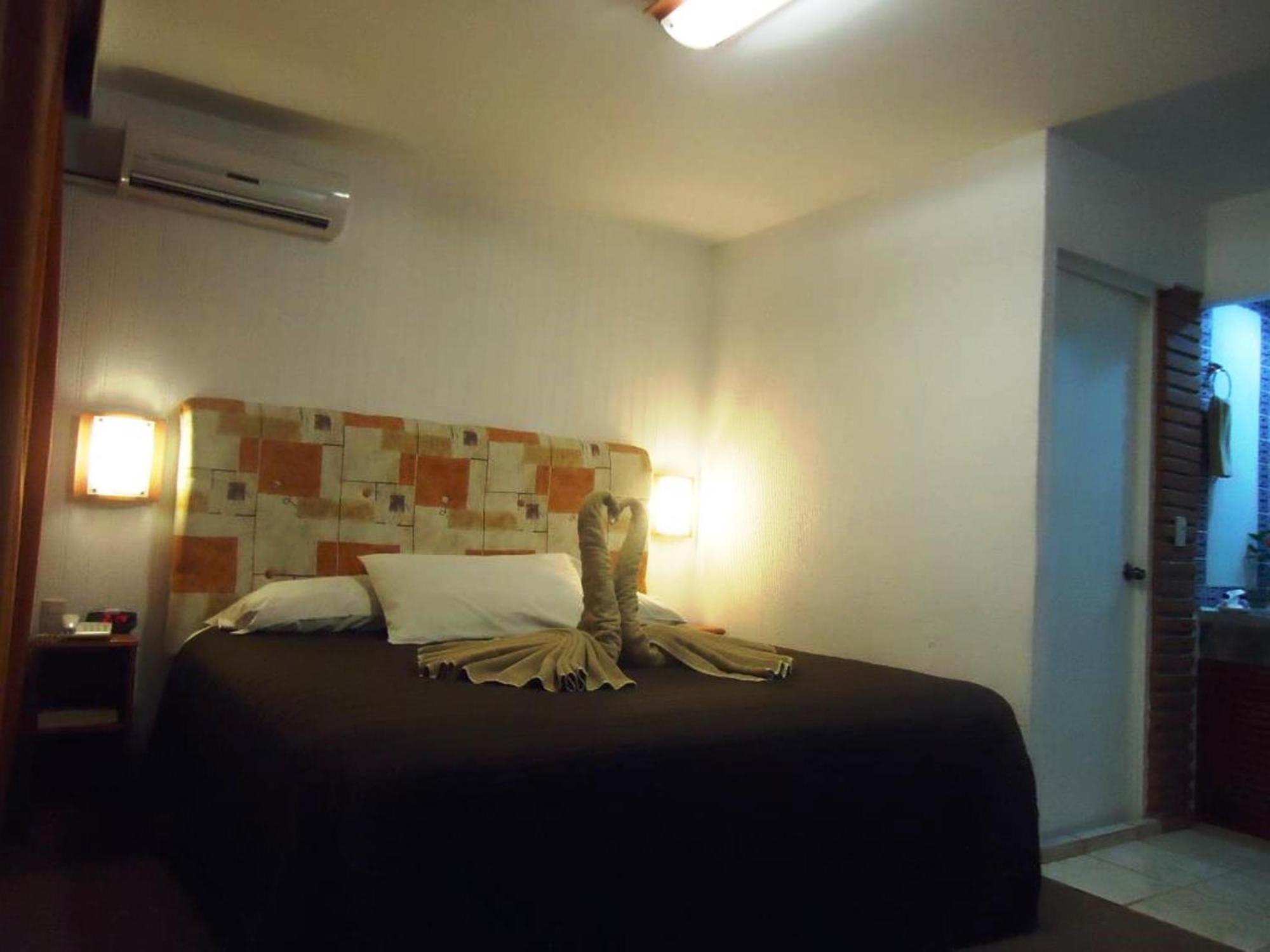 Hotel Villa De Cortez Xicotepec de Juarez Bagian luar foto