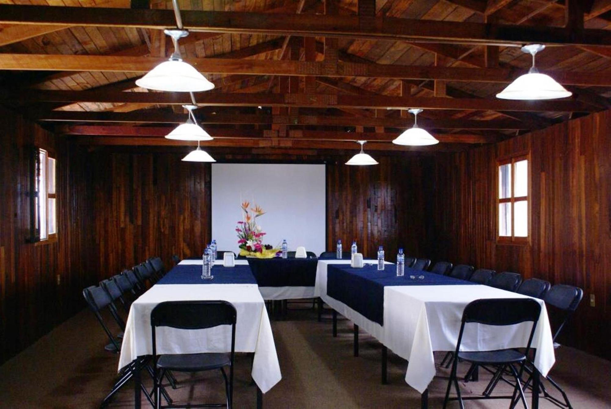 Hotel Villa De Cortez Xicotepec de Juarez Bagian luar foto