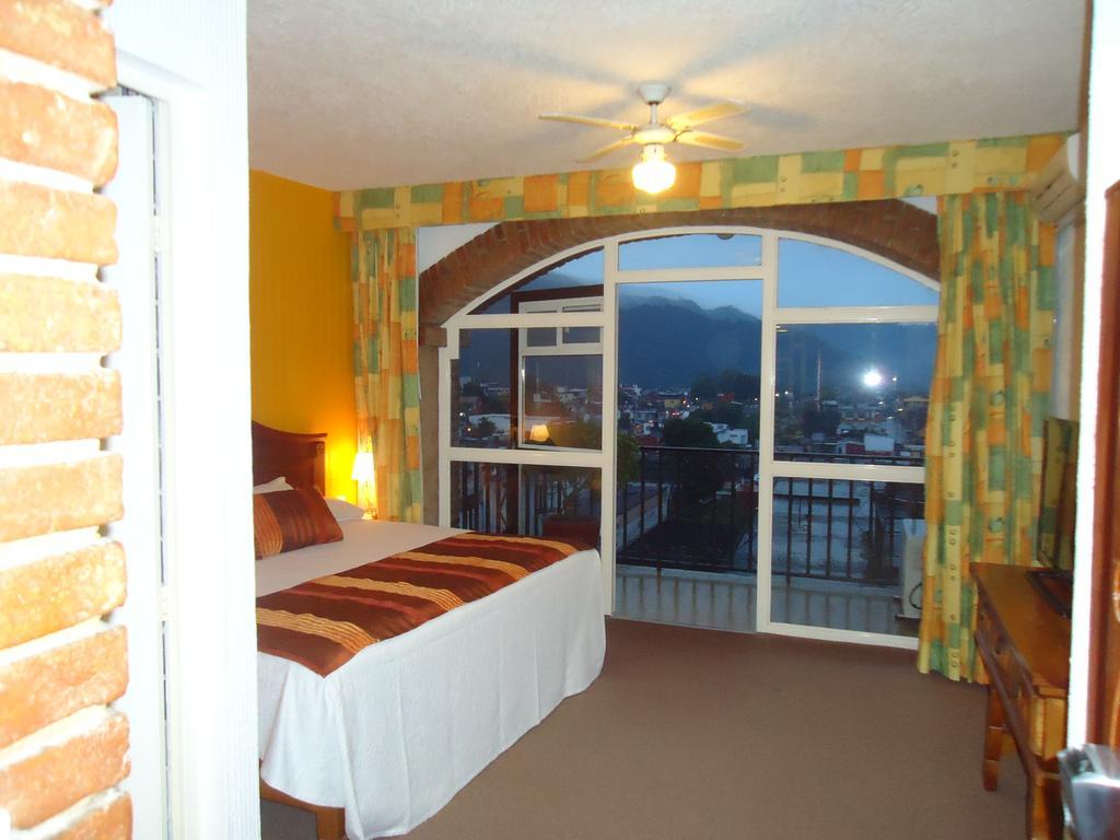 Hotel Villa De Cortez Xicotepec de Juarez Bagian luar foto