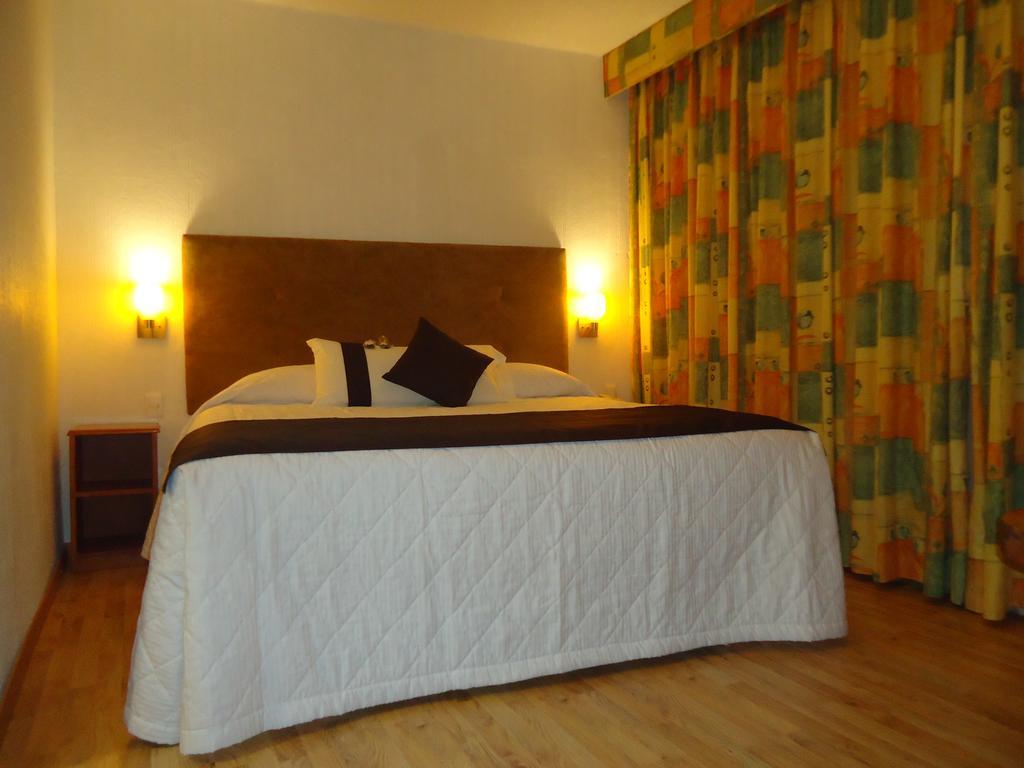 Hotel Villa De Cortez Xicotepec de Juarez Bagian luar foto